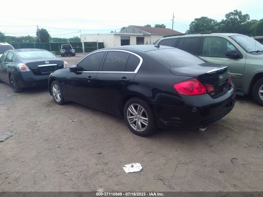 2015 INFINITI Q40 JN1CV6ARXFM524856