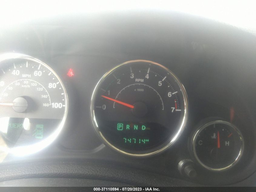 2016 JEEP WRANGLER UNLIMITED SAHARA - 1C4BJWEG0GL334682