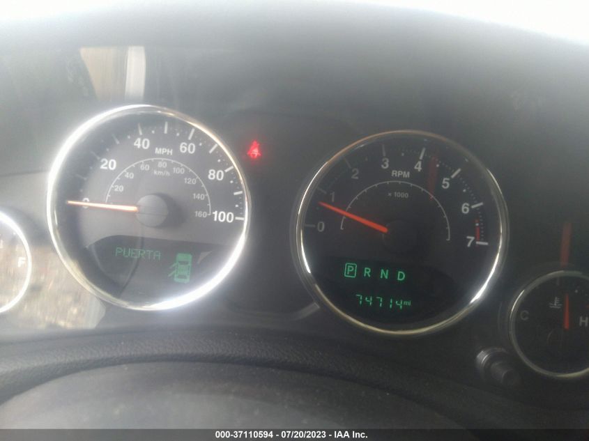 2016 JEEP WRANGLER UNLIMITED SAHARA - 1C4BJWEG0GL334682