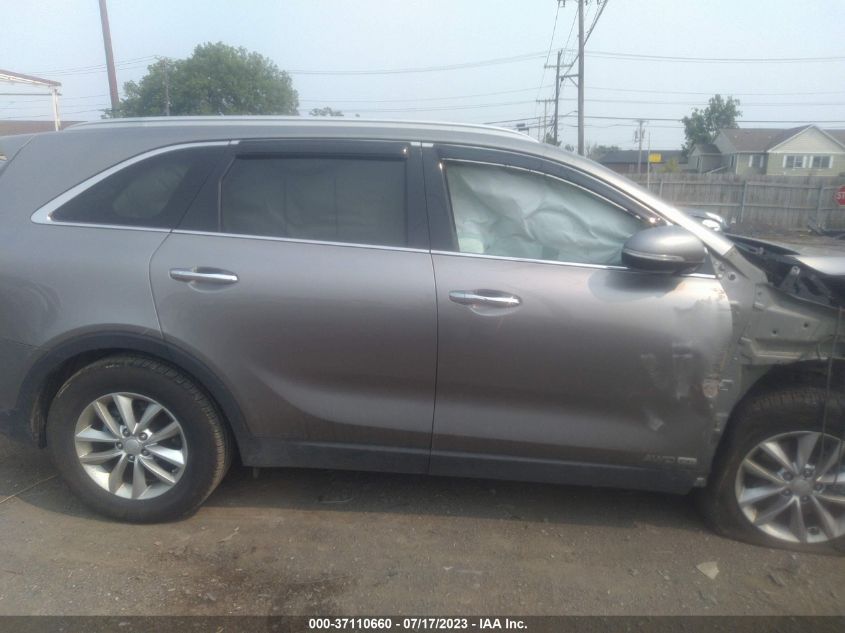 2016 KIA SORENTO LX - 5XYPGDA58GG033022