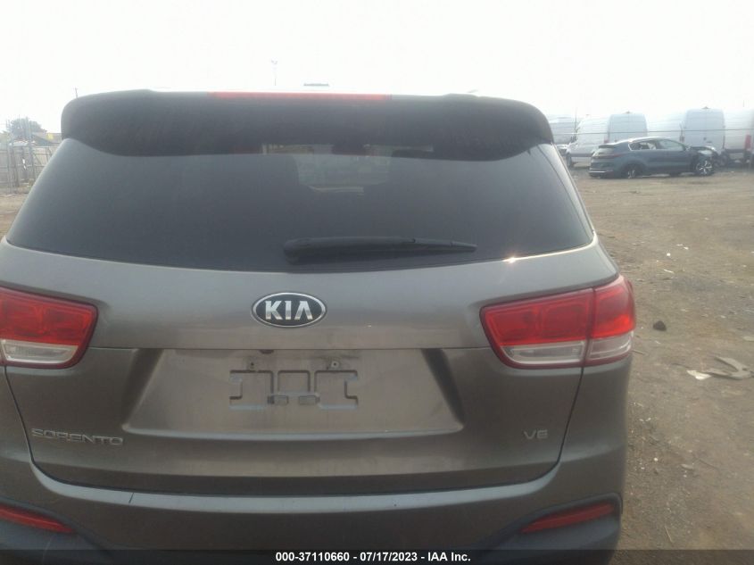 2016 KIA SORENTO LX - 5XYPGDA58GG033022