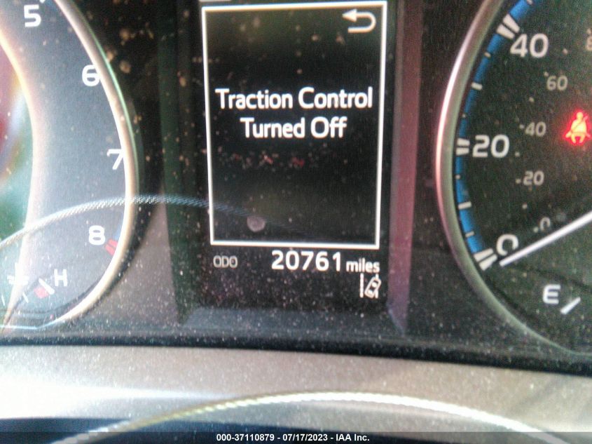 2017 TOYOTA RAV4 XLE - JTMWFREVXHJ115518