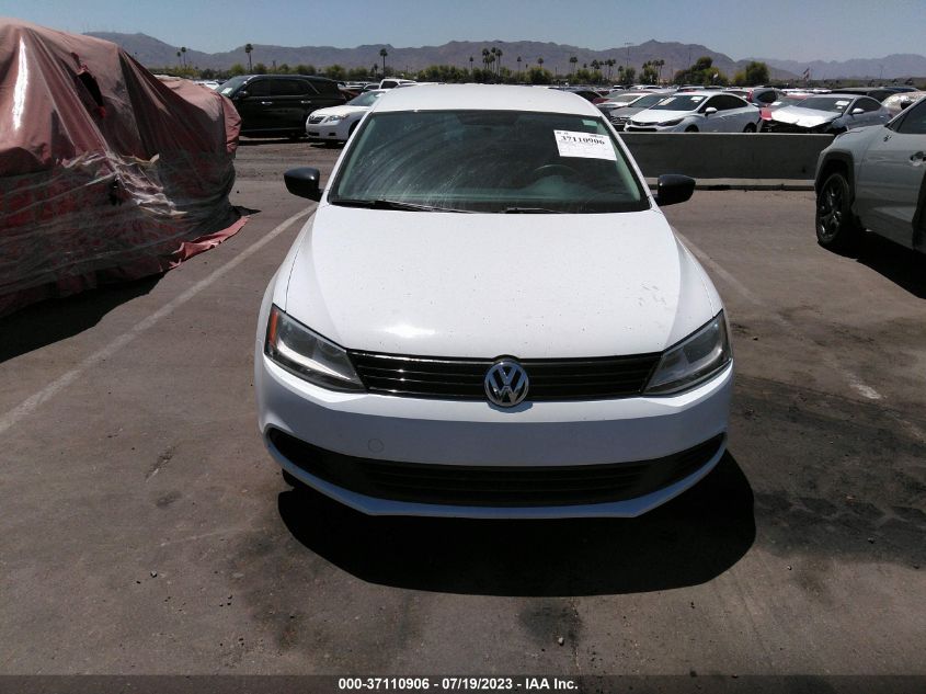 2014 VOLKSWAGEN JETTA SEDAN S - 3VW2K7AJNEM309695