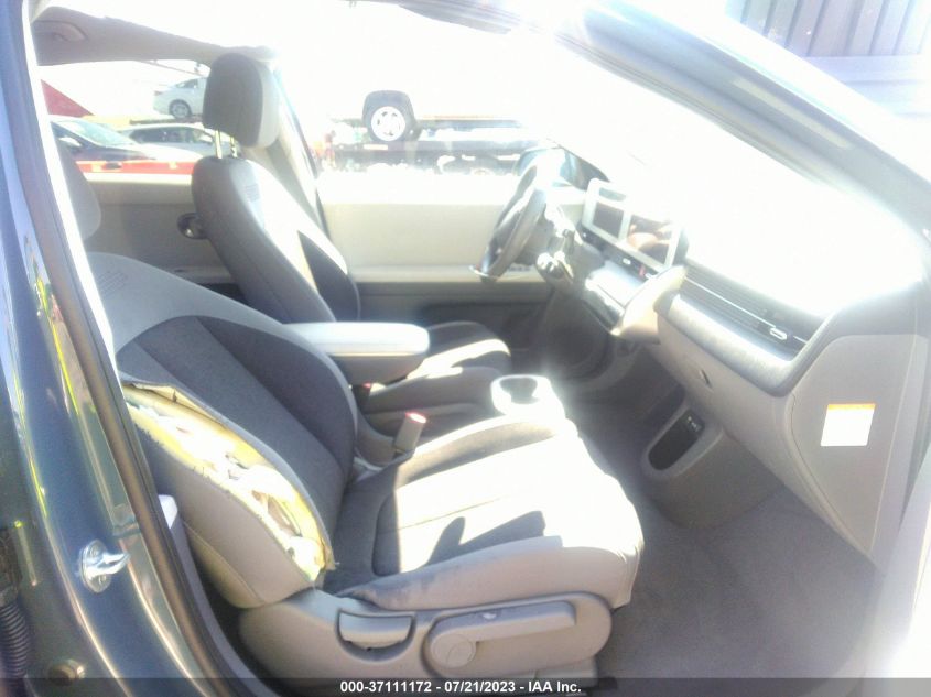 2022 HYUNDAI IONIQ 5 SE - KM8KM4AEXNU067733