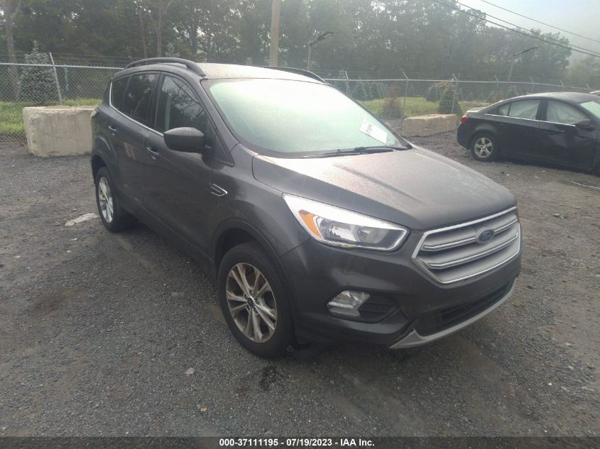 2018 FORD ESCAPE SE - 1FMCU9GD4JUB75596