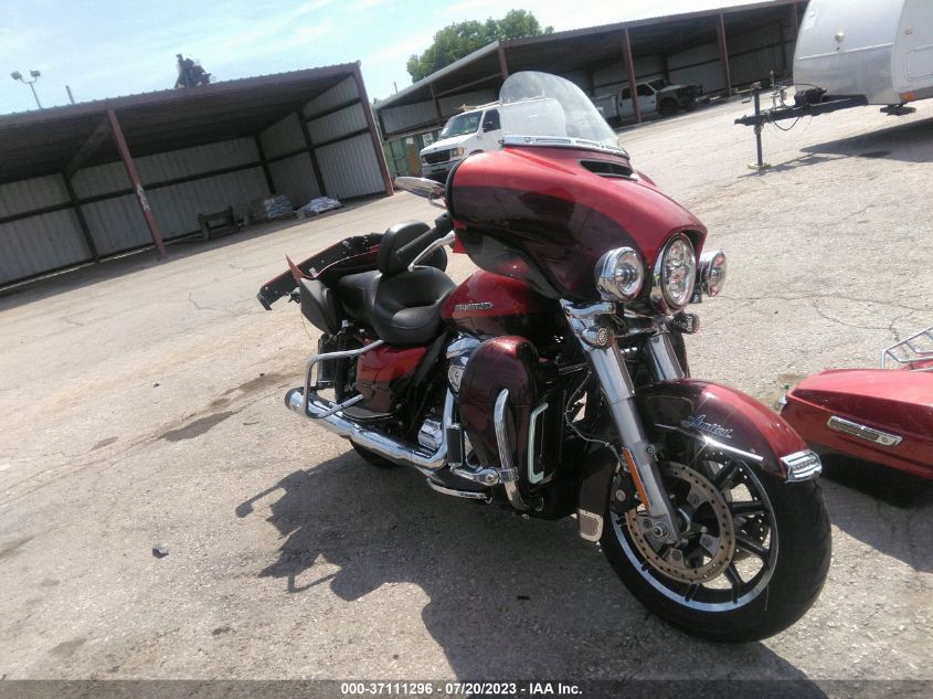 2019 HARLEY-DAVIDSON FLHTK - 1HD1KEF12KB676421