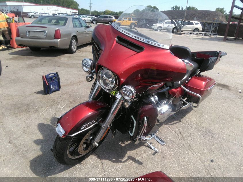 2019 HARLEY-DAVIDSON FLHTK 1HD1KEF12KB676421
