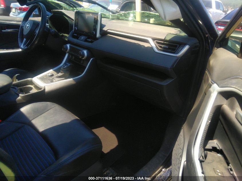 2019 TOYOTA RAV4 HYBRID XSE - JTMEWRFV2KD524497