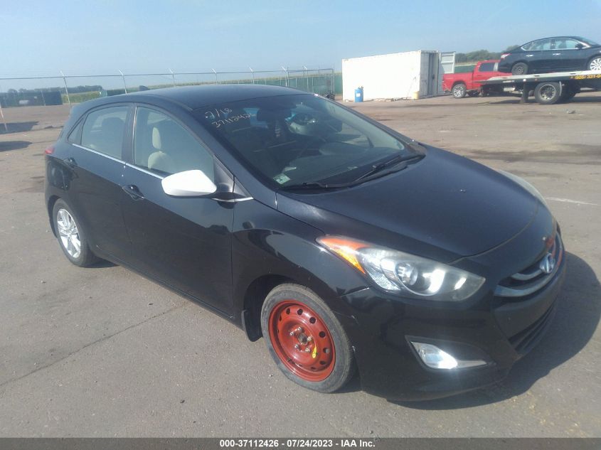 2013 HYUNDAI ELANTRA GT - KMHD35LE2DU078884