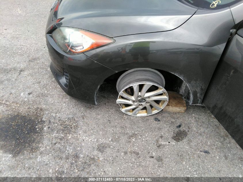 2013 MAZDA MAZDA3 I TOURING - JM1BL1L70D1719554
