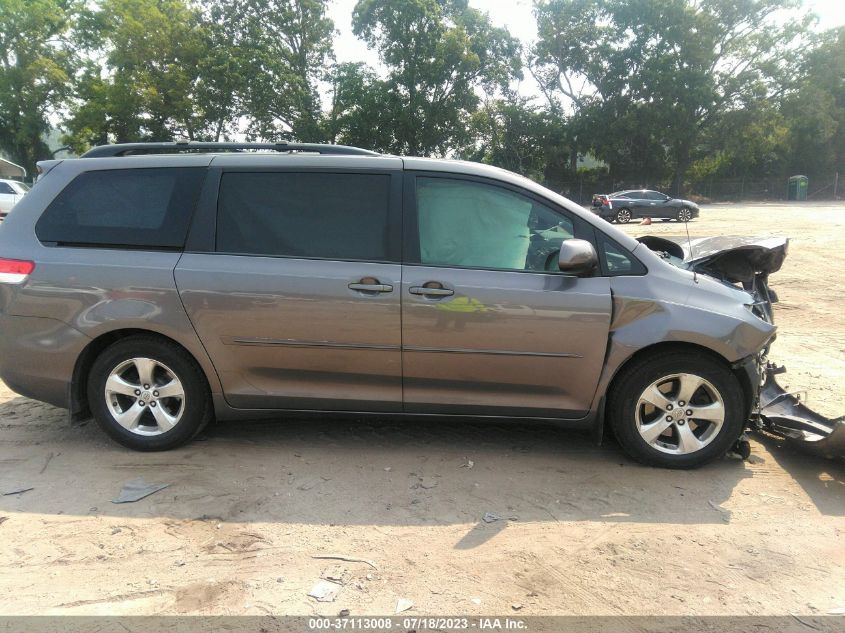 2013 TOYOTA SIENNA LE - 5TDKK3DC0DS295760