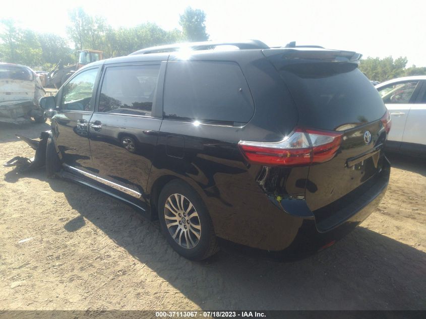 2018 TOYOTA SIENNA XLE/XLE PREMIUM/LIMITED/L - 5TDYZ3DC7JS956976