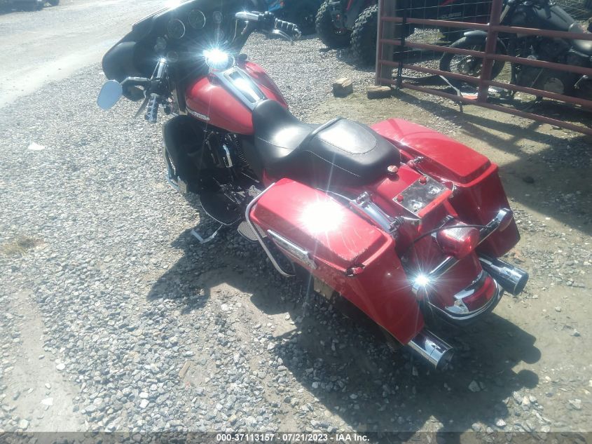 2011 HARLEY-DAVIDSON FLHTK 1HD1KEM14BB650034