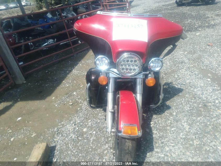 2011 HARLEY-DAVIDSON FLHTK 1HD1KEM14BB650034