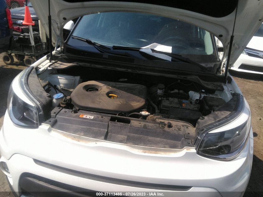2018 KIA SOUL + - KNDJP3A51J7551123