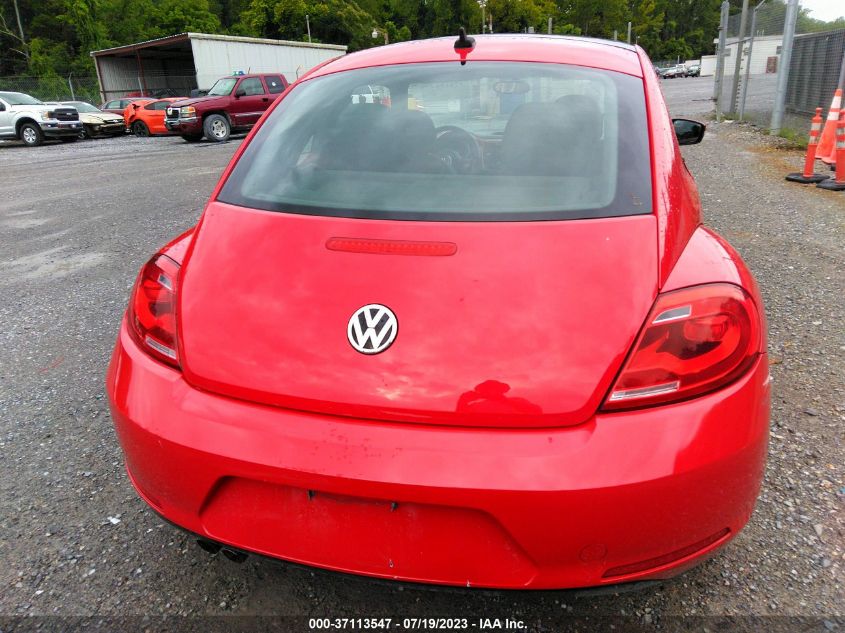 2013 VOLKSWAGEN BEETLE COUPE 2.5L W/SUN/SOUND/NAV - 3VWJP7AT3DM603302