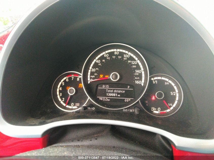 2013 VOLKSWAGEN BEETLE COUPE 2.5L W/SUN/SOUND/NAV - 3VWJP7AT3DM603302