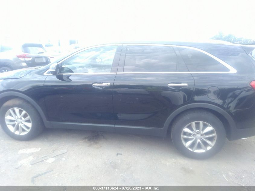 2016 KIA SORENTO LX - 5XYPG4A38GG031866