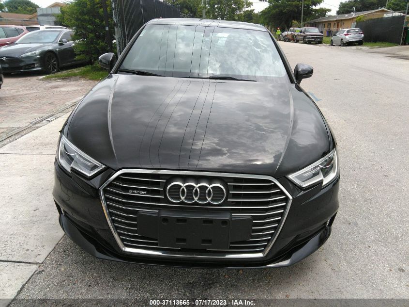 2017 AUDI A3 SPORTBACK E-TRON PREMIUM - WAUUPBFF8HA035487