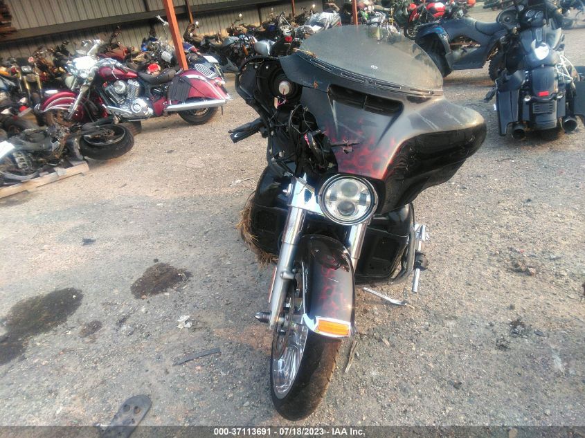 2018 HARLEY-DAVIDSON FLHTKL ULTRA LIMITED LOW 1HD1KKD17JB659193