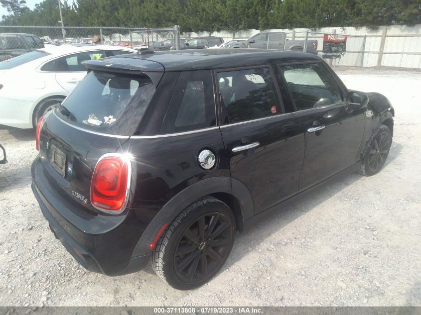 2017 MINI HARDTOP 4 DOOR S WMWXU3C52H2D32257
