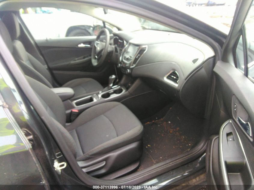 2018 CHEVROLET CRUZE LT - 1G1BE5SM4J7123065