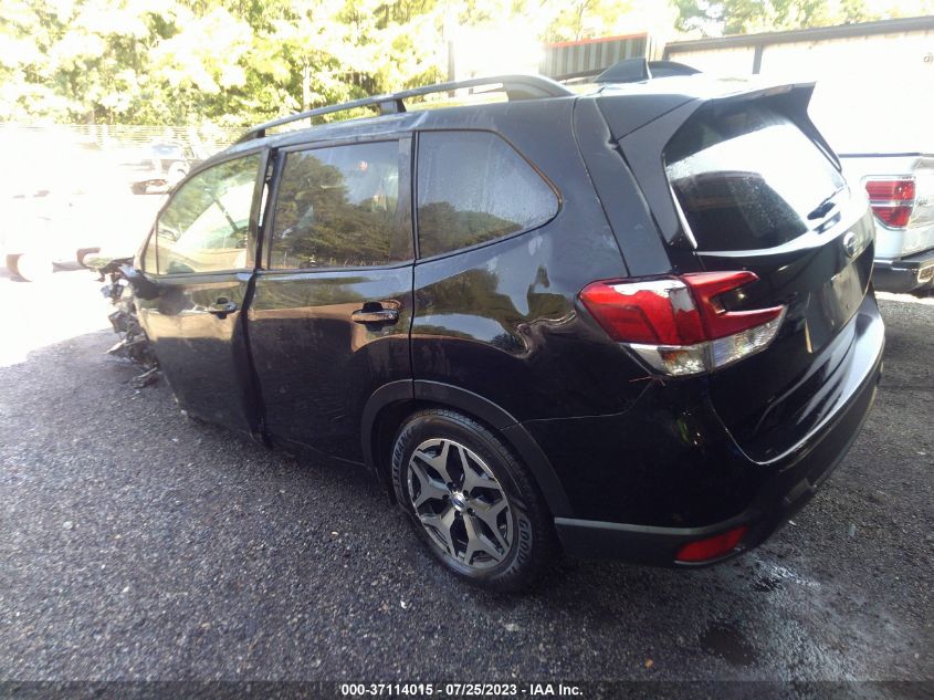 2020 SUBARU FORESTER PREMIUM - JF2SKAGC3LH439158