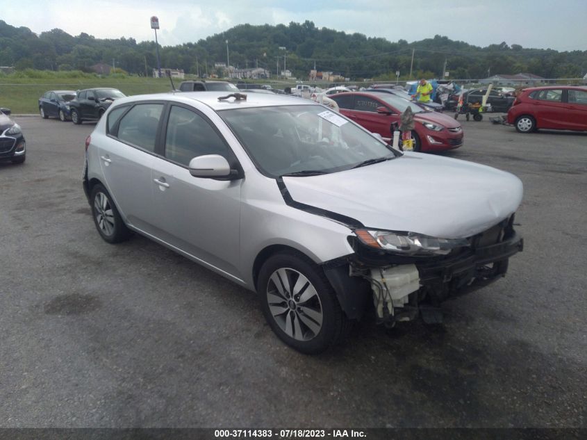 2013 KIA FORTE 5-DOOR EX - KNAFU5A29D5686511