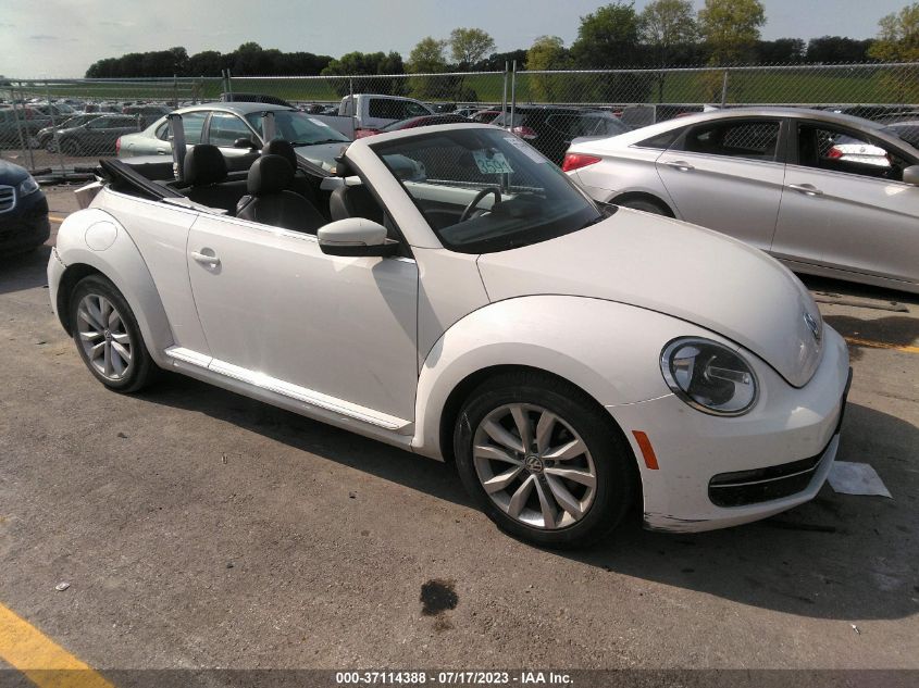 2013 VOLKSWAGEN BEETLE CONVERTIBLE 2.0L TDI W/SOUND/NAV 3VW5L7AT7DM805573