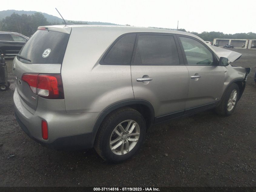 2015 KIA SORENTO LX - 5XYKTCA63FG582991