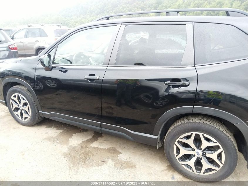 2021 SUBARU FORESTER PREMIUM - JF2SKAFC2MH422807