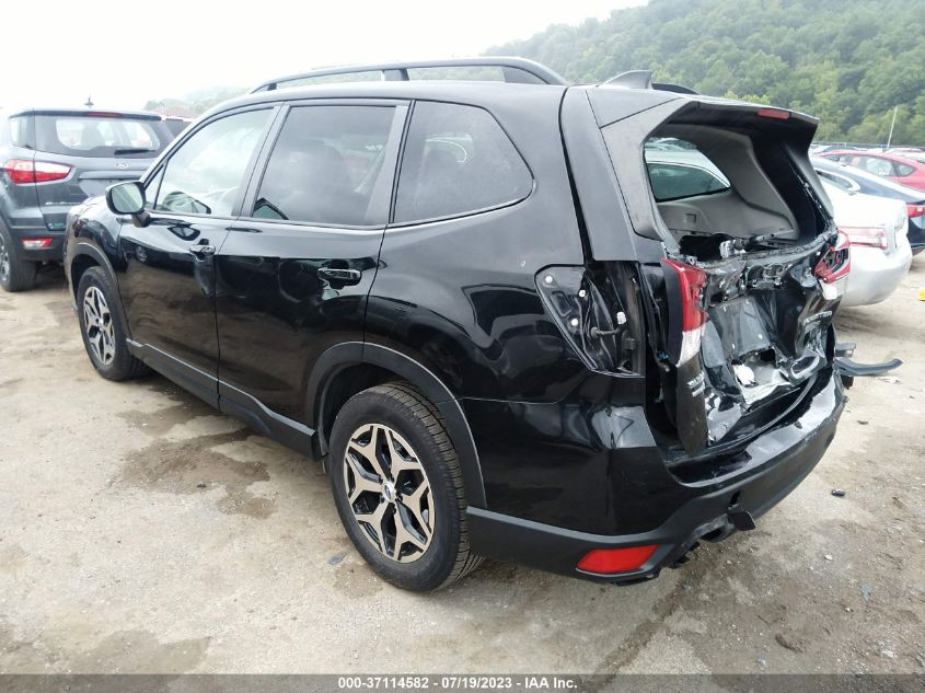 2021 SUBARU FORESTER PREMIUM - JF2SKAFC2MH422807