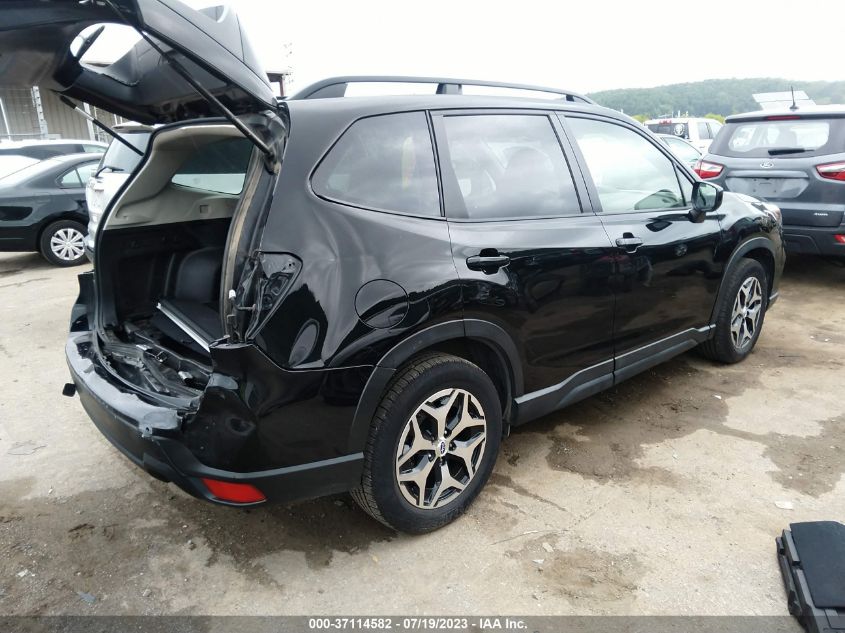 2021 SUBARU FORESTER PREMIUM - JF2SKAFC2MH422807