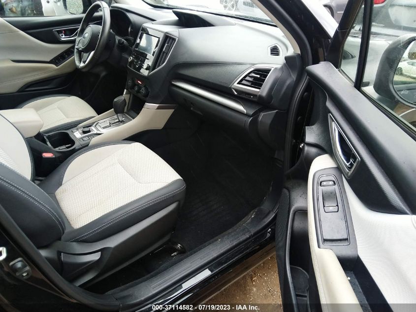 2021 SUBARU FORESTER PREMIUM - JF2SKAFC2MH422807