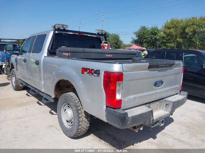 2017 FORD SUPER DUTY F-250 SRW LARIAT/PLATINUM - 1FT7W2B60HEC90653