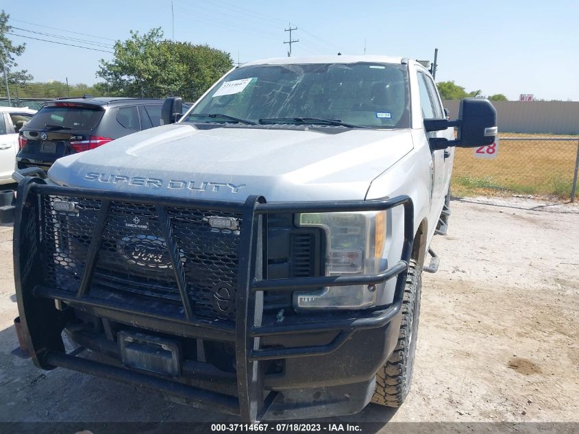 2017 FORD SUPER DUTY F-250 SRW LARIAT/PLATINUM - 1FT7W2B60HEC90653