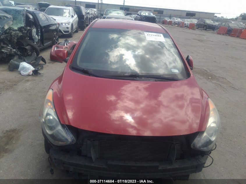 2013 HYUNDAI ELANTRA GT - KMHD35LE0DU046659