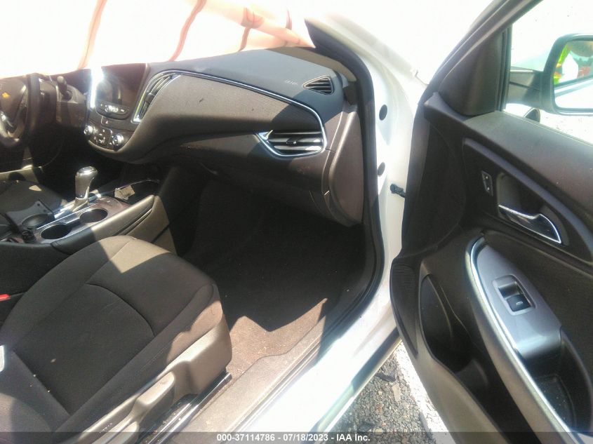2018 CHEVROLET MALIBU LT - 1G1ZD5ST3JF210681