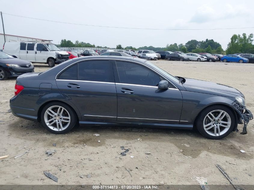 2013 MERCEDES-BENZ C 250 SPORT/LUXURY - WDDGF4HB5DR246365