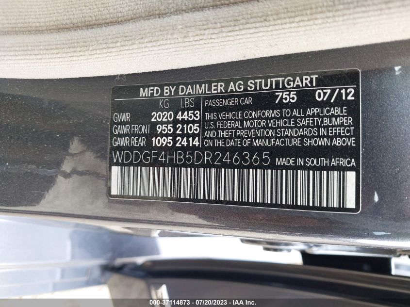 2013 MERCEDES-BENZ C 250 SPORT/LUXURY - WDDGF4HB5DR246365