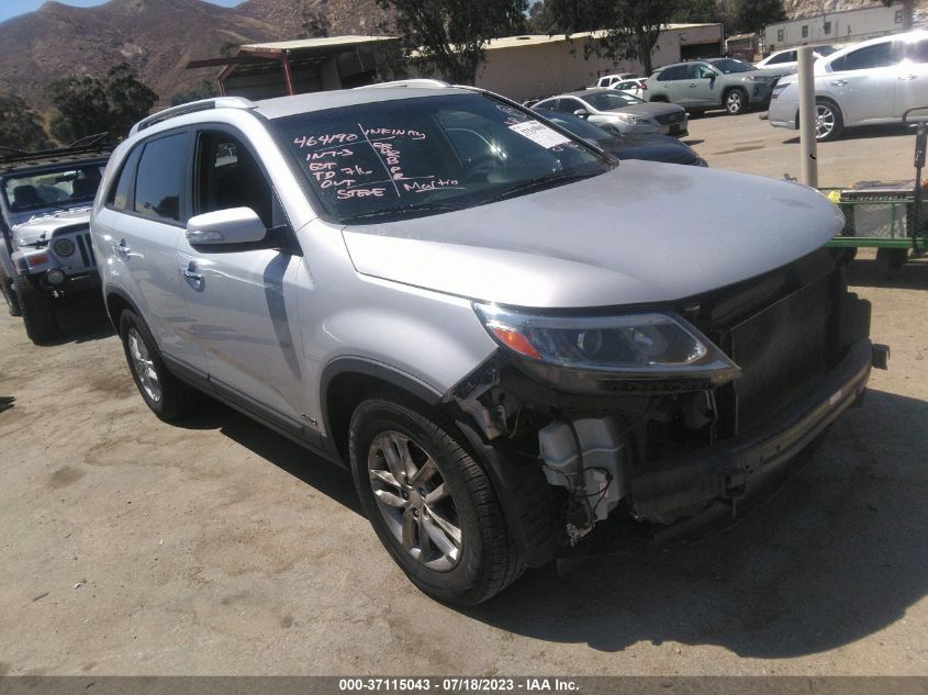 2014 KIA SORENTO LX - 5XYKTCA63EG456080