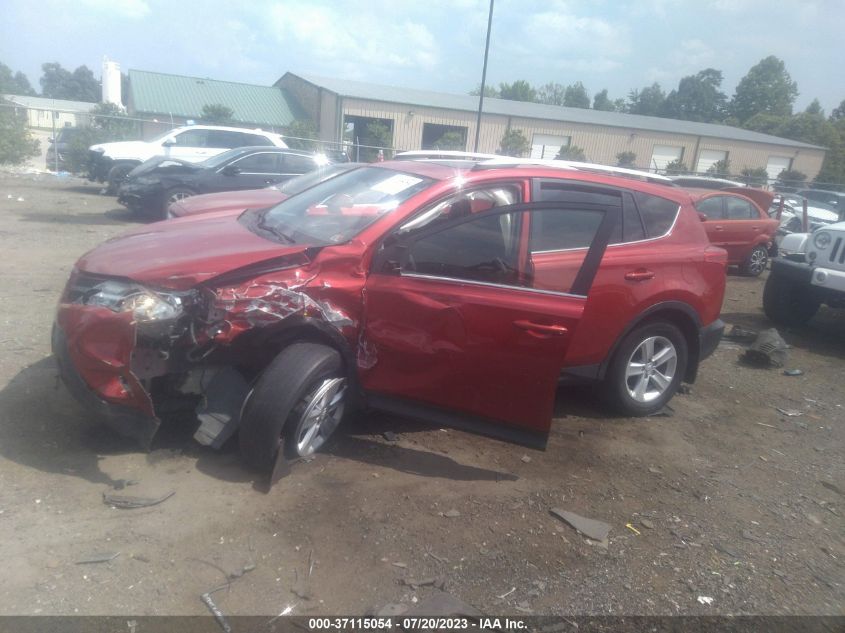 2013 TOYOTA RAV4 XLE - JTMRFREV9D5015054