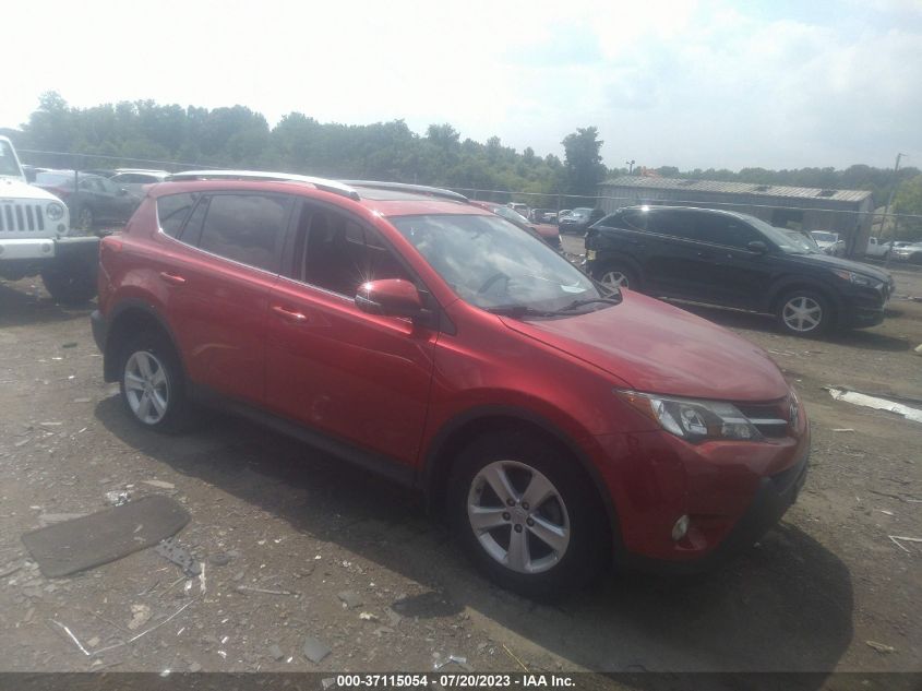 2013 TOYOTA RAV4 XLE - JTMRFREV9D5015054