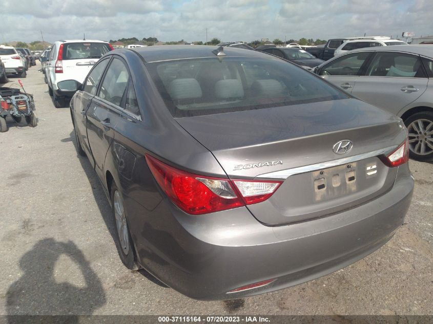 2013 HYUNDAI SONATA GLS - 5NPEB4AC7DH608316