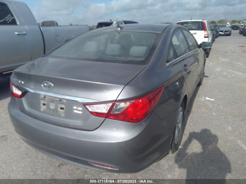 2013 HYUNDAI SONATA GLS - 5NPEB4AC7DH608316