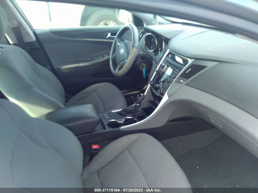 2013 HYUNDAI SONATA GLS - 5NPEB4AC7DH608316