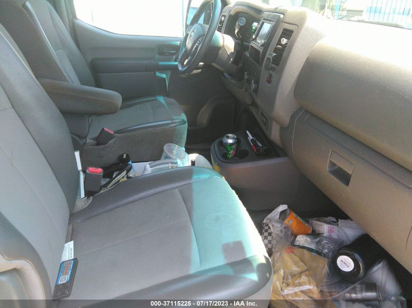 2018 NISSAN NV CARGO SV 1N6BF0KM9JN805830
