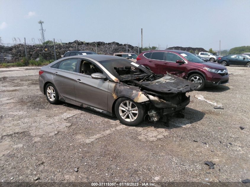 2014 HYUNDAI SONATA GLS - 5NPEB4AC7EH881399