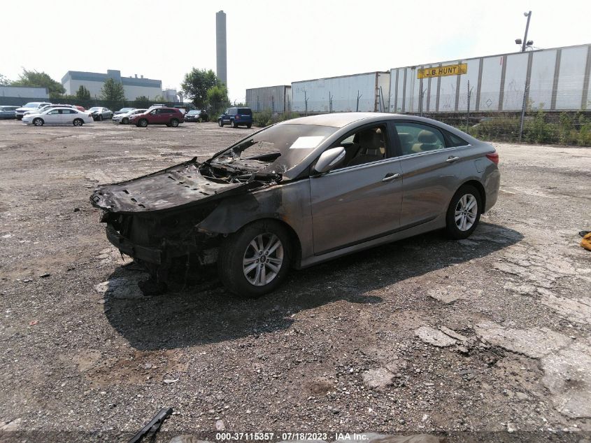 2014 HYUNDAI SONATA GLS - 5NPEB4AC7EH881399