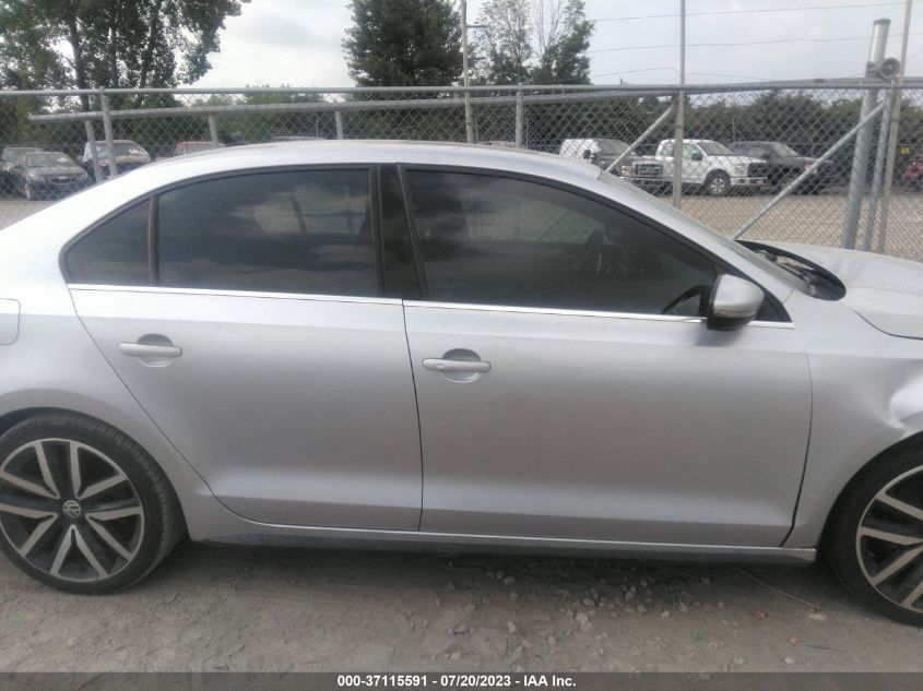 2013 VOLKSWAGEN GLI AUTOBAHN W/NAV 3VW5A7AJ6DM233481
